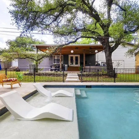 San Marcos 5 Bedroom Home W Pool Half Acre Slps 12